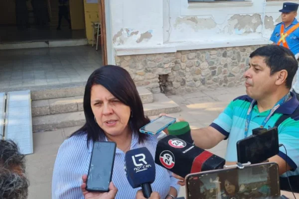 Mónica Diaz D´Albano: “Hablamos con la gente sobre lo que le hace falta a la provincia para poder continuar con este plan de gobierno”