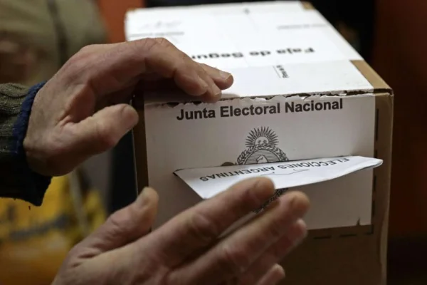 “Votaron el 80,43% de los riojanos habilitados en el padrón, un nivel muy similar a la de las elecciones presidenciales del año 2019”