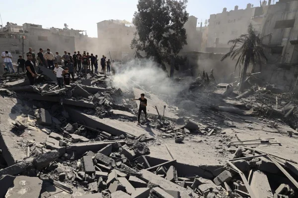 Más de 7.000 muertos y 200.000 viviendas dañadas en Gaza por ataques de Israel