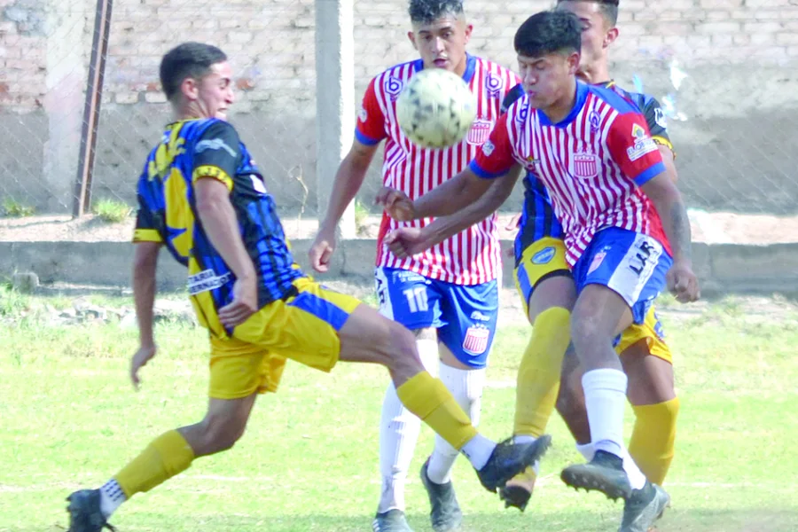 Fútbol en América: Club Atlético LOS ANDES