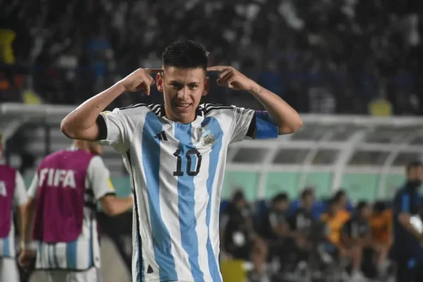 La selección argentina sub 17 derrotó a Japón y se acomoda en el Mundial