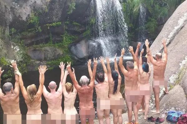 ¿Se viene el primer balneario nudista en las Altas Cumbres de Córdoba?