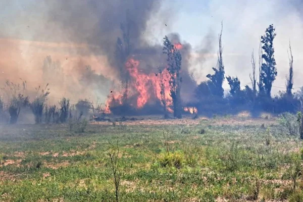 El fuego no cede en Vichigasta y en Villa Unión hubo evacuados