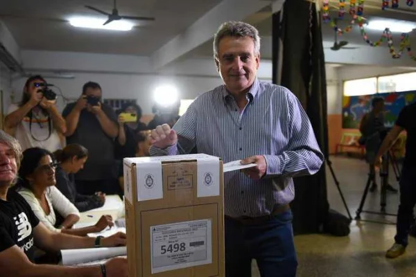 Rossi votó y aseguró que 