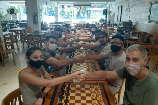 Realizan Torneo en la plaza principal de Chilecito