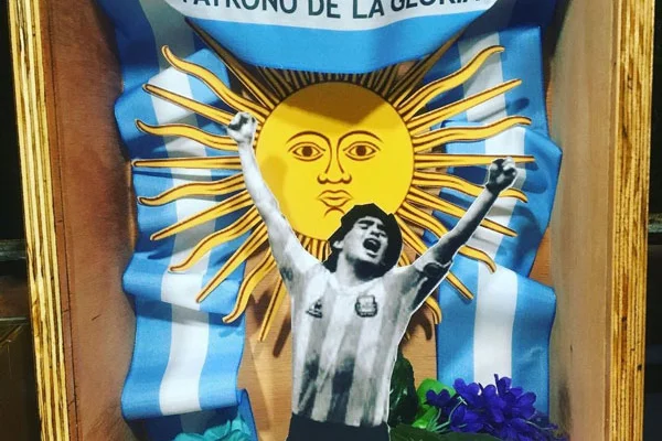 Diego Armando Maradona tiene quien lo recuerde: cómo son sus altares en todo el país