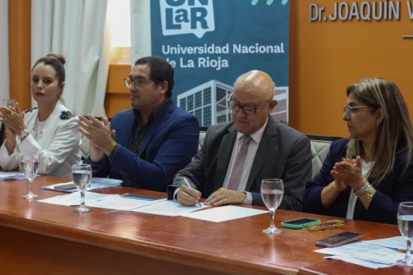 UNLaR afianza vínculo con instituciones de Colombia, México y de Argentina