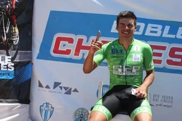 Leonardo Cobarrubia ganó la última etapa y se quedó con la Doble Chepes