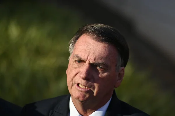 Bolsonaro vendrá a la asunción de Milei con una comitiva numerosa de gobernadores, diputados y senadores brasileños