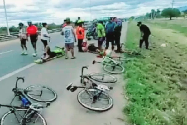 Dos ciclistas resultaron heridos en Ruta Nacional 38