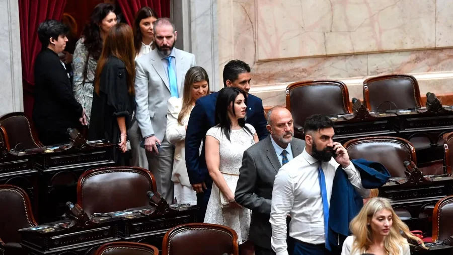 Ingreso de los legisladores