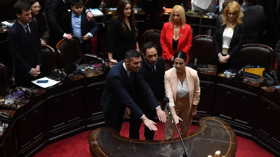 Damián Arabia, Maximiliano Ferraro y Mariela Coletta