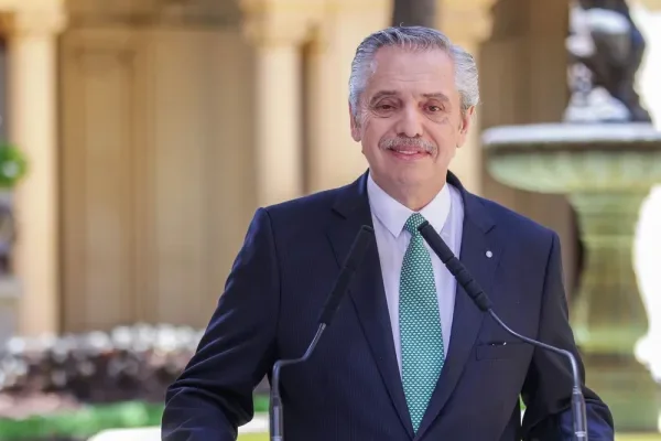 Polémica por un decreto de Alberto Fernández en su último día como presidente