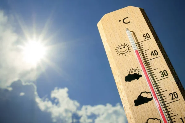 Rige alerta meteorológica por calor extremo en la Provincia