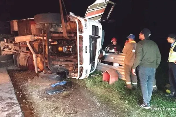Catamarca: murió el chófer de un camión tras un tremendo vuelco en la Cuesta del Totoral