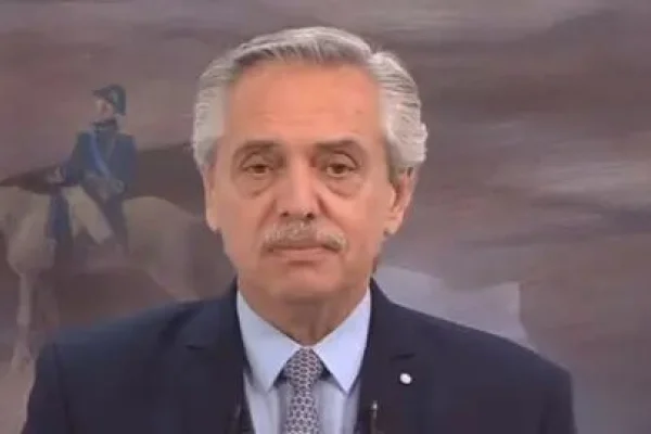 Alberto Fernández, sobre el DNU de Milei: “La República está en riesgo”