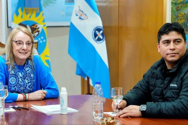 El gobernador de Santa Cruz no le pagará la liquidación del sueldo a Alicia Kirchner: 
