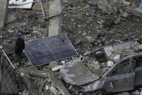 La ofensiva israelí destruyó un 70% de la Franja de Gaza y tomará al menos un año sacar los escombros