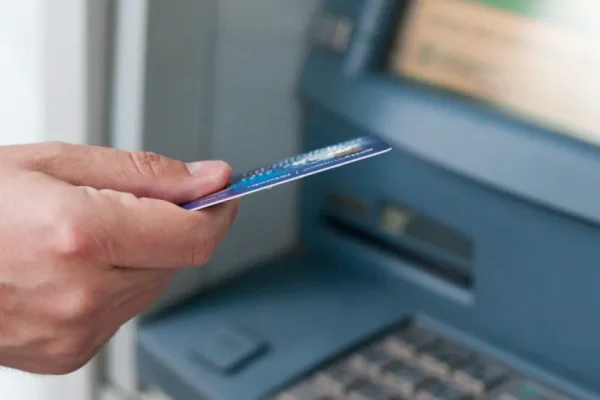 Para imitar: Le transfirierion dinero por error y lo devolvió