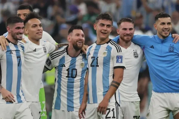 Dos campeones del mundo con la Selección argentina se quedaron sin DT en Europa