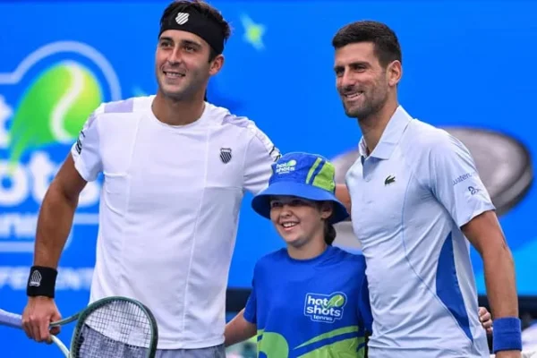 Tomás Etcheverry enfrenta a Novak Djokovic por la tercera ronda del Abierto de Australia