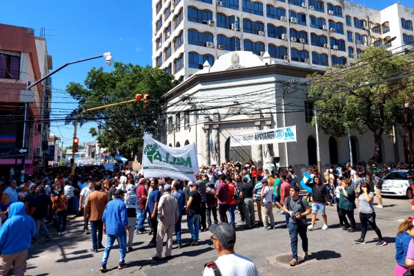 Paro nacional: la marcha en La Rioja en fotos