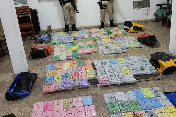 Encontraron 300 kilos de cocaína en el Río de la Plata