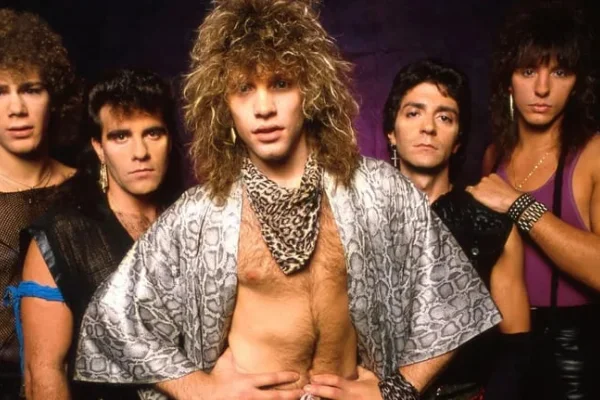 Bon Jovi celebró los 40 años de su disco debut con material inédito