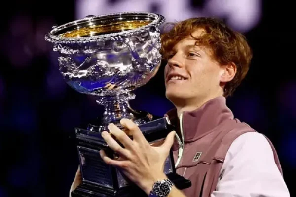 Jannik Sinner gritó campeón en el Abierto de Australia: el camino al título y su historia