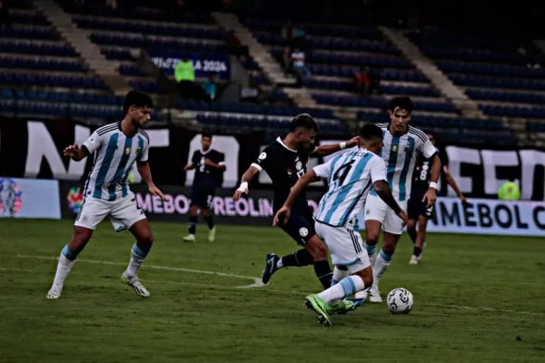 Argentina rescató un agónico empate ante Paraguay y aún sigue con vida en el Preolímpico