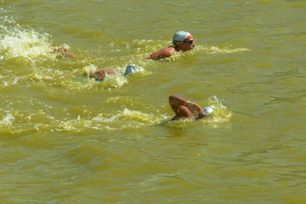Más de 150 nadadores compitieron en la fecha del Regional NOA en La Rioja