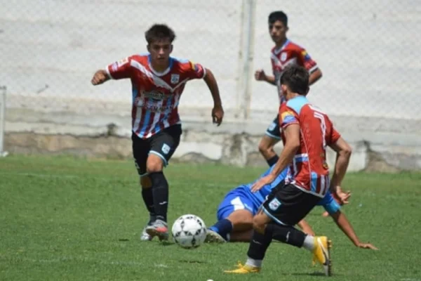 Tres equipos riojanos en el Torneo Regional Juvenil