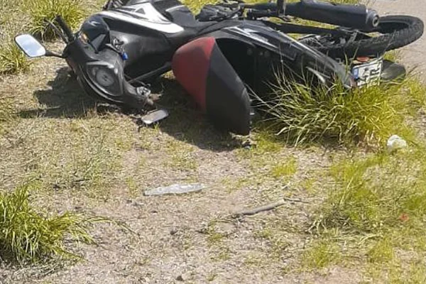 Está grave un motociclista que se accidentó en la Ruta 40