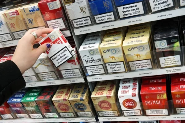 El precio del tabaco se disparó 345% y aguardan el impacto en los cigarrillos