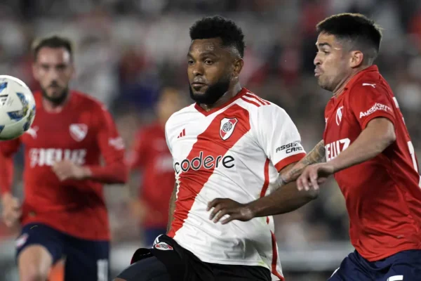 Independiente y River se enfrentan por la punta de la zona A de la Copa de la Liga 2024: TV y formaciones