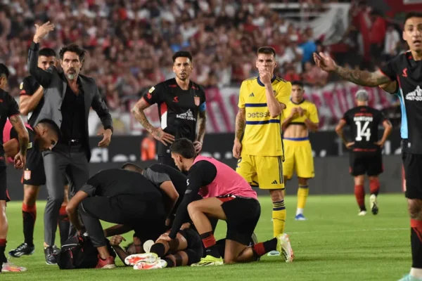 El partido entre Estudiantes y Boca Juniors se suspendió por la descompensación de Javier Altamirano