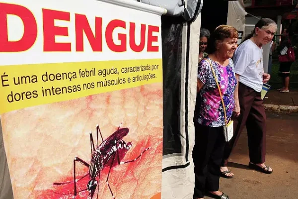 Brasil registraba más de 1,8 millones de casos probables de dengue