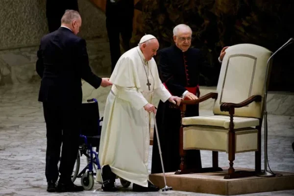 El papa Francisco llamó a redoblar esfuerzos para acabar con las guerras