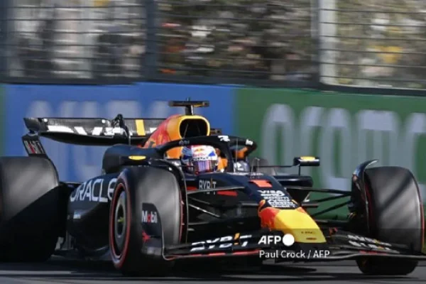 Sin sorpresas: Max Verstappen larga adelante en el Gran Premio de Australia