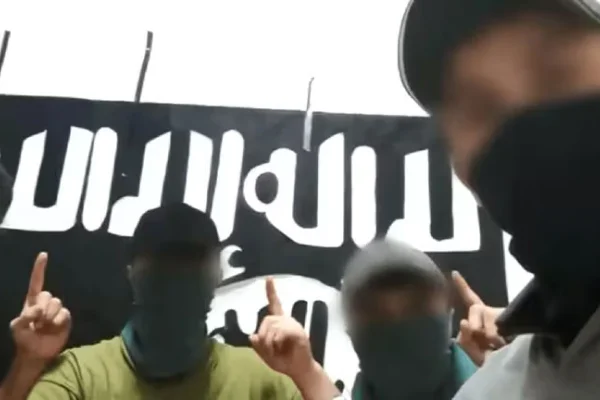 El Estado Islámico publicó una fotografía de los cuatro supuestos responsables del atentado en Rusia
