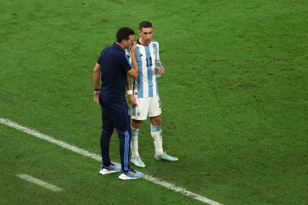 Scaloni respaldó a Di María tras las amenazas en Rosario y afirmó que será titular ante Costa Rica