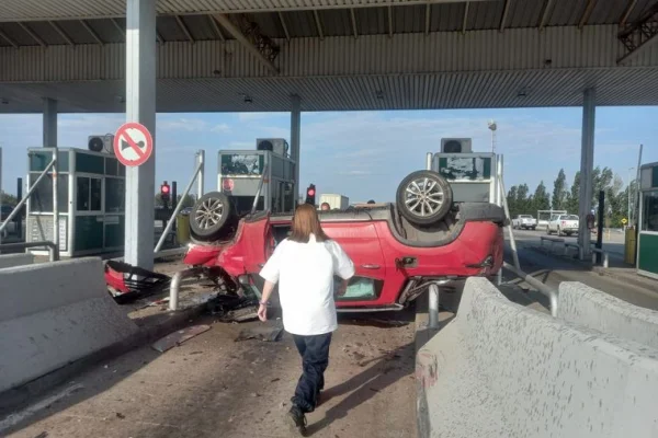 Un hombre murió tras impactar con su auto en el peaje Córdoba-Carlos Paz