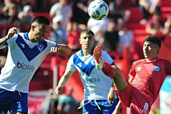 Vélez recibe a Argentinos, en un duelo clave para la clasificación