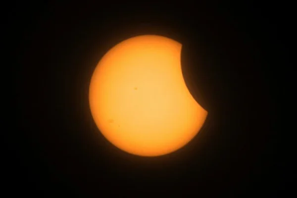 Las mejores fotos del histórico eclipse solar total