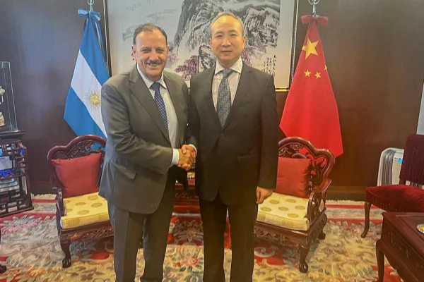 Quintela se reunió con el embajador de China