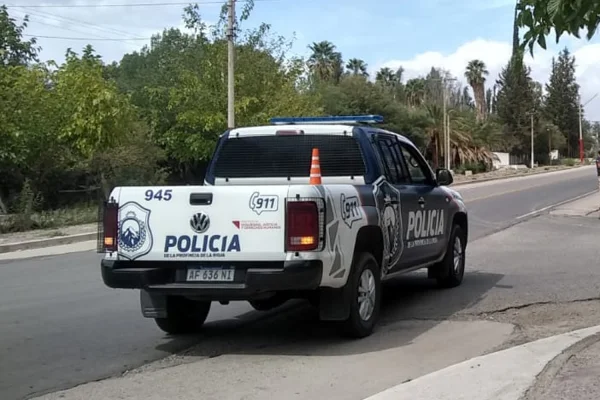 La policía recuperó un auto robado en Chilecito