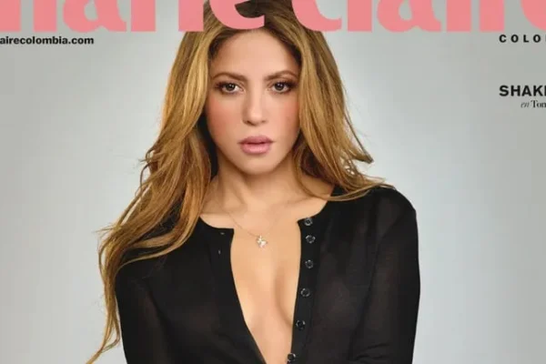 Shakira arrancó mayo como chica de tapa de tres revistas con transparencias, escotes y looks total black