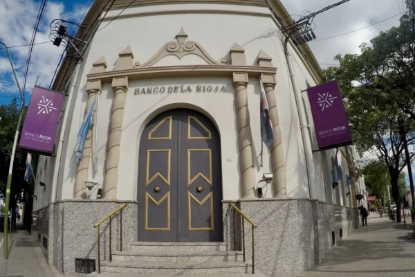 Banco Rioja informa que el Jueves 9 de mayo no habrá atención al público