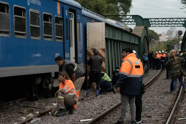 Choque de trenes: el juez citará a los primeros pasajeros para indagar en la conducción del maquinista