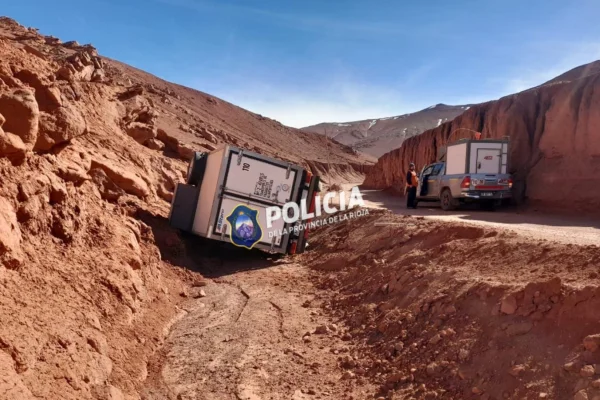 Volcó una camioneta y hubo dos heridos